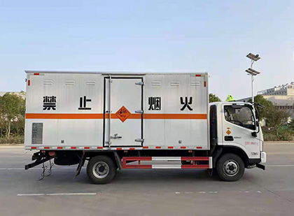 后湖管理区爆破器材运输车